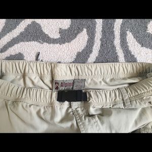 Alpine Design Convertible Pants *PERFECT*